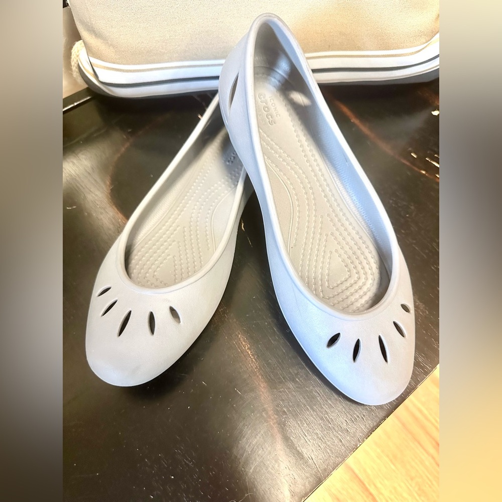 Crocs Women’s Light Gray Slip-On Ballet Flats